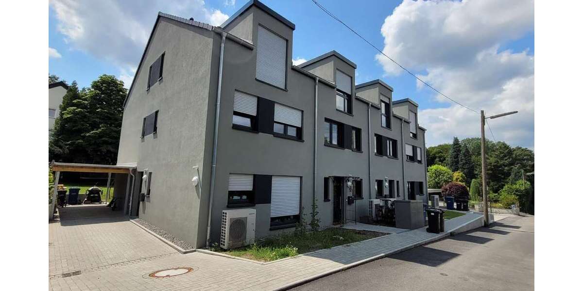 Haus zum Mieten in Leverkusen 1.990 € 145.93 m² 5 zimmer