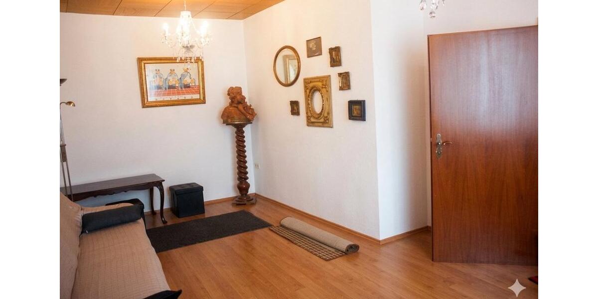 Reihenhaus Bedburg - 10 Zimmer, 176 m&sup2;, 417.000&euro; | Angebot:26921792