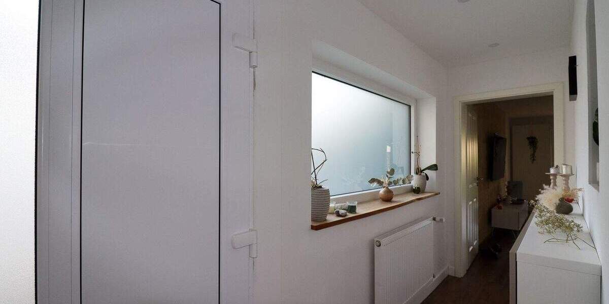 Doppelhaushälfte Grevenbroich Stadtmitte - 4 Zimmer, 104 m&sup2;, 350.000&euro; | Angebot:25686888