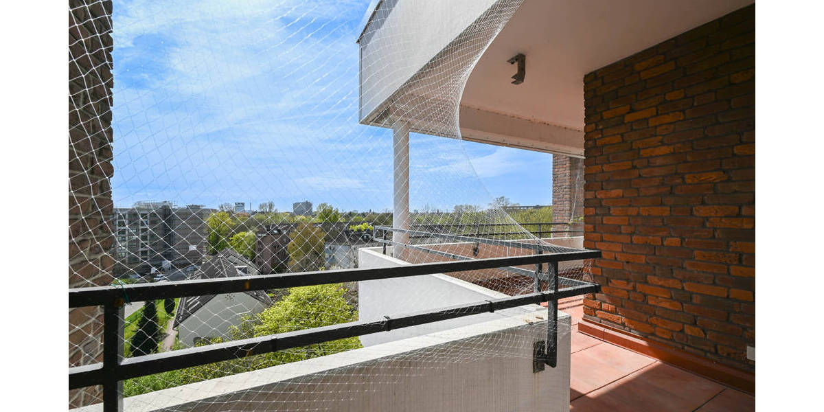 Etagenwohnung Düsseldorf Mörsenbroich - 3 Zimmer, 86 m&sup2;, 299.000&euro; | Angebot:26570402