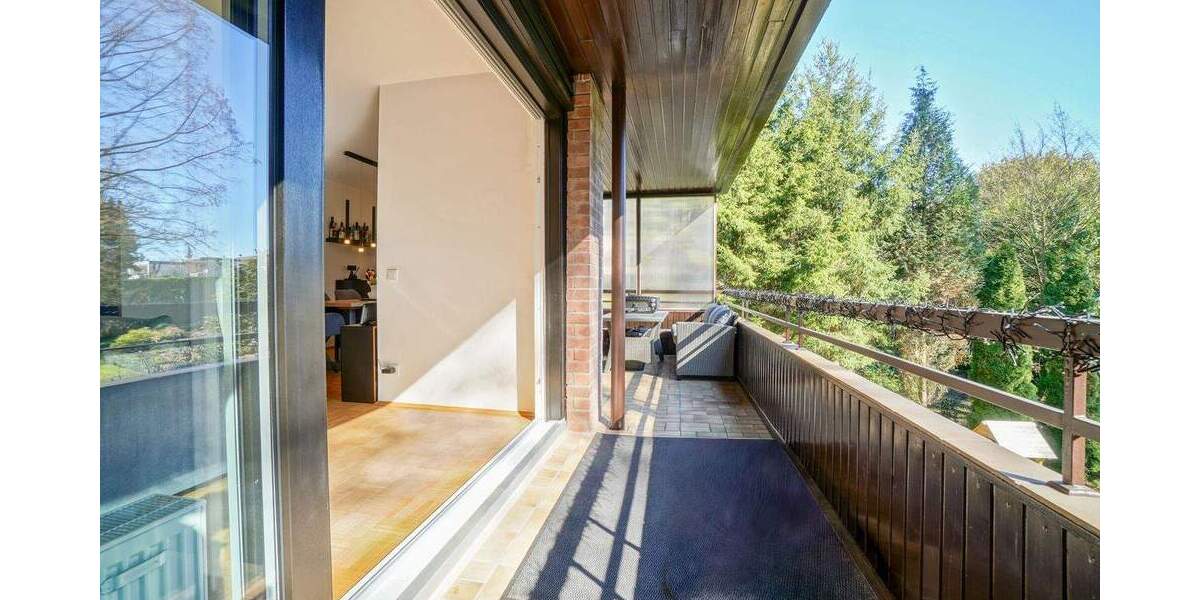 Etagenwohnung Mülheim an der Ruhr Saarn - 3 Zimmer, 94 m&sup2;, 1.300&euro; | Angebot:25399868