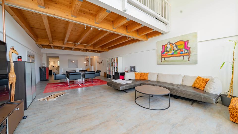 Reihenhaus Essen Stadtbezirk VIII - 4 Zimmer, 270 m&sup2;, 750.000&euro; | Angebot:26122103