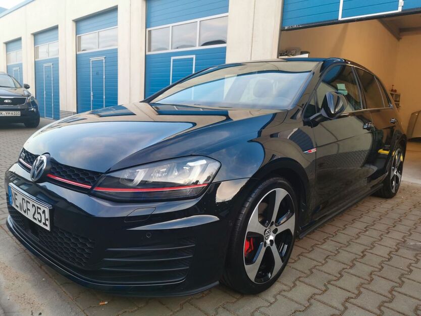 VW Golf 179.000 km 11.800 € Bedburg 50181