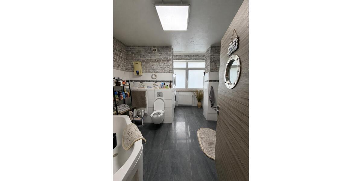 Etagenwohnung Duisburg Duisburg-Mitte - 3 Zimmer, 100 m&sup2;, 145.000&euro; | Angebot:27425670