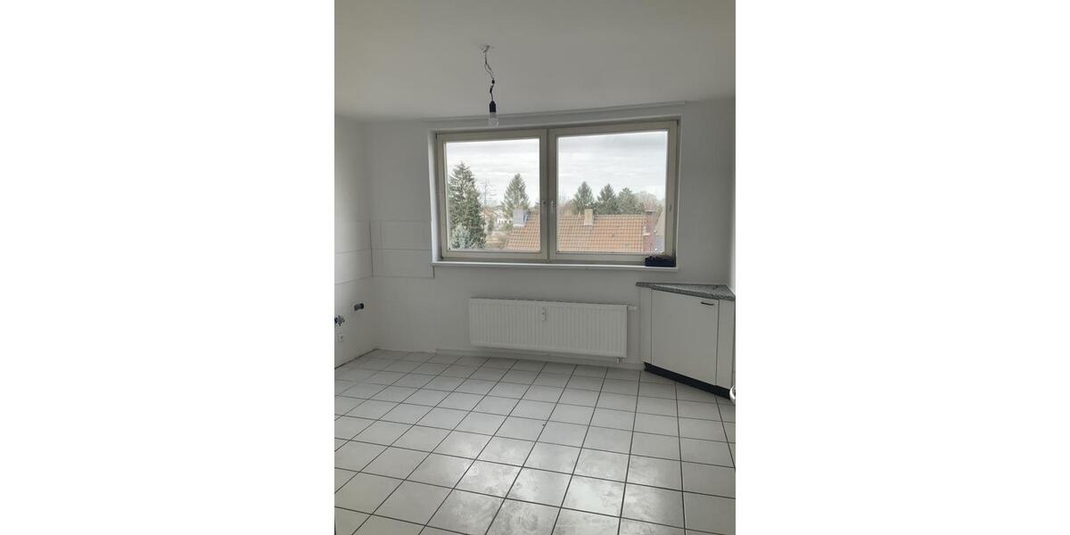 Etagenwohnung Langenfeld (Rheinland) - 3 Zimmer, 96 m&sup2;, 1.089&euro; | Angebot:25648643