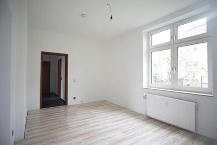 'Stadtnah und Bezahlbar: Erdgeschoss-Wohnvergnügen!' zimmer