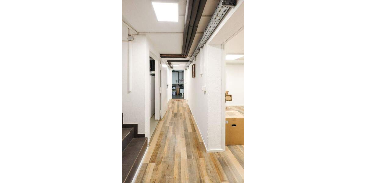 Stilvoll saniertes Familienidyll mit Pool 4 zimmer