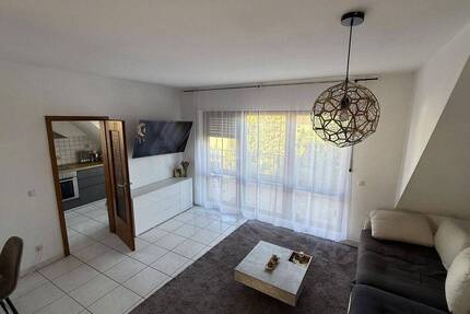 Schöne DG Wohnung