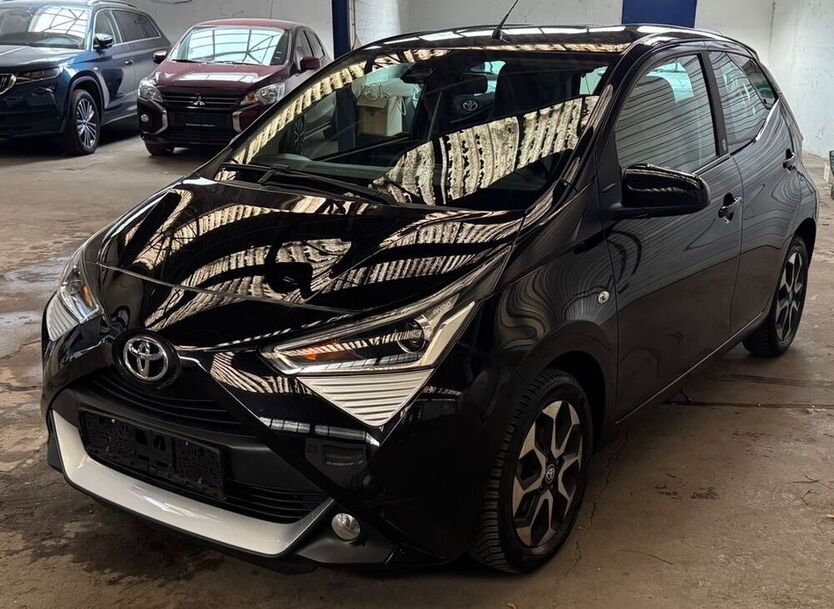 Aygo (X)