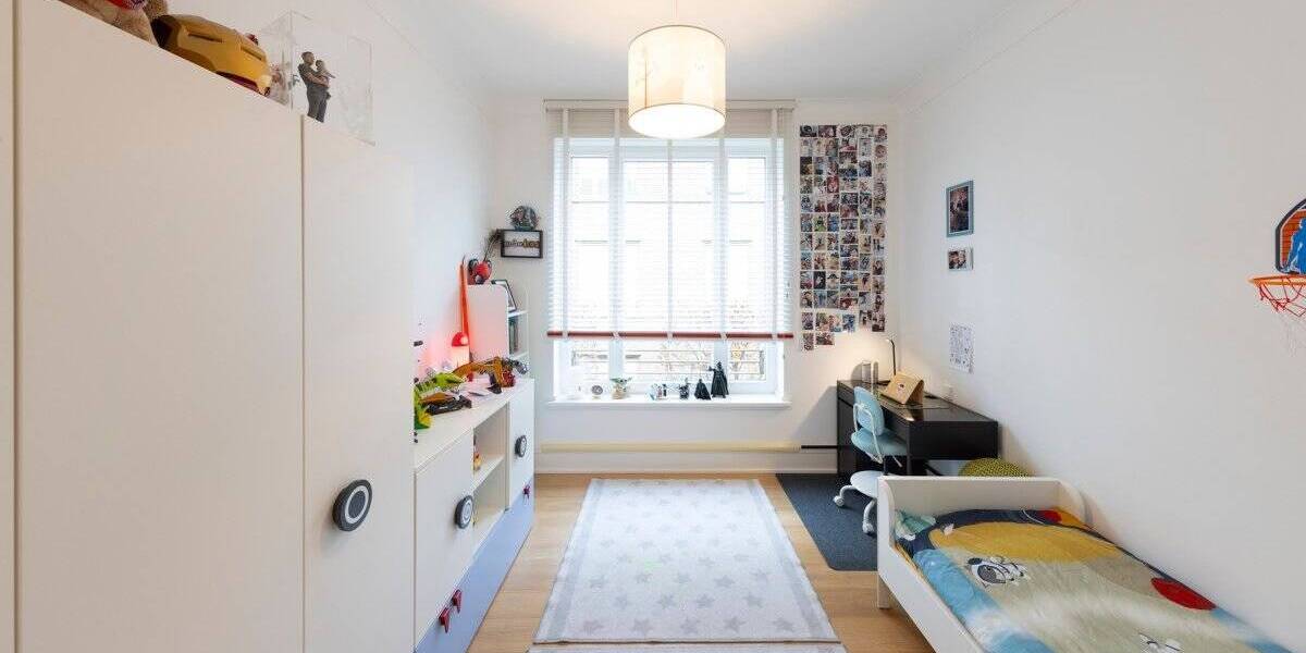 Etagenwohnung Düsseldorf / Stockum Stockum - 3 Zimmer, 157 m&sup2;, 1.490.000&euro; | Angebot:24115491