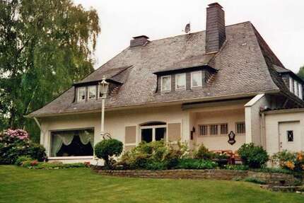 Haus Urdenbach Urdenbach - 9 Zimmer, 260 m&sup2;, 1.950.000&euro; | Angebot:27125521