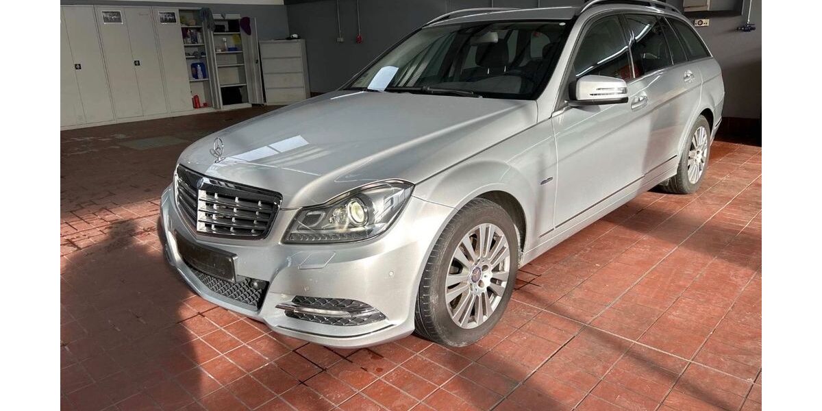 Mercedes-Benz C 250 179.088 km 12.298 &euro; Grevenbroich/Wevelinghoven 41516