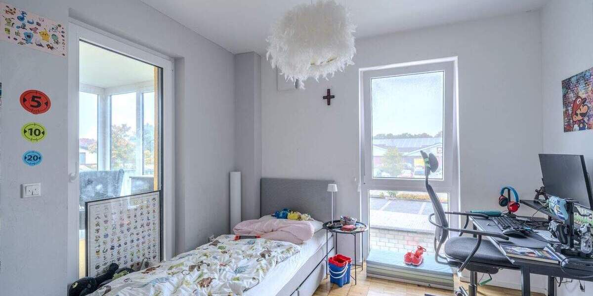 Exklusive Eigentumswohnung in Düsseldorf-Lohausen - modernes Baujahr, 4 Zimmer - wird bezugsfrei 4 zimmer