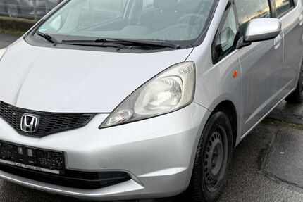 Honda Jazz 181.000 km 3.850 &euro; Hilden 40721