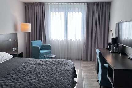 Wohnung Düsseldorf Bilk - 1 Zimmer, 26 m&sup2;, 644&euro; | Angebot:27084792