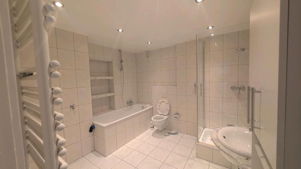 große Wohnung in der Düsseldorfer Innenstadt