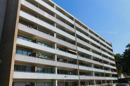 Großzügige renovierte 3-Zimmerwohnung mit 2 Balkonen zimmer