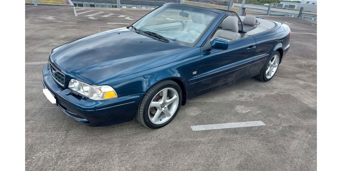 Volvo C70 224.138 km 4.850 &euro; Düsseldorf 40589