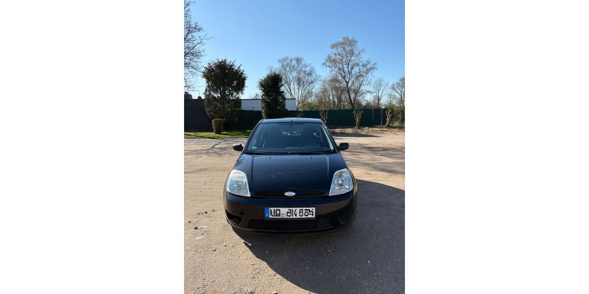 Ford Fiesta 183.000 km 850 &euro; Mönchengladbach 41199