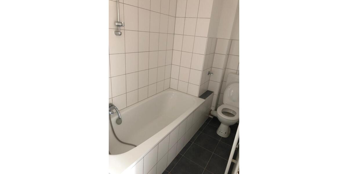 Etagenwohnung Neuss Furth-Mitte - 2 Zimmer, 51 m&sup2;, 438&euro; | Angebot:26425529