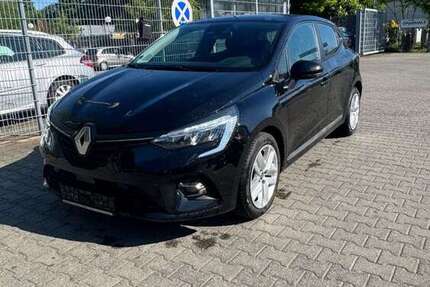 Renault Clio 67.400 km 10.900 &euro; Neuss 41469