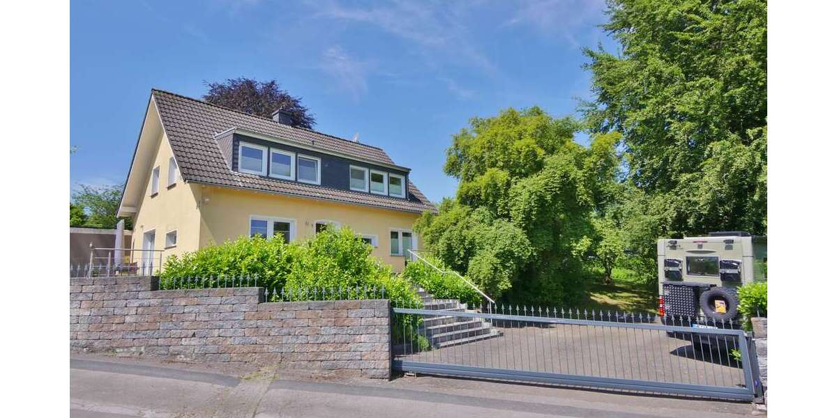 Einfamilienhaus Haan - 4 Zimmer, 170 m&sup2;, 1.990&euro; | Angebot:26910149