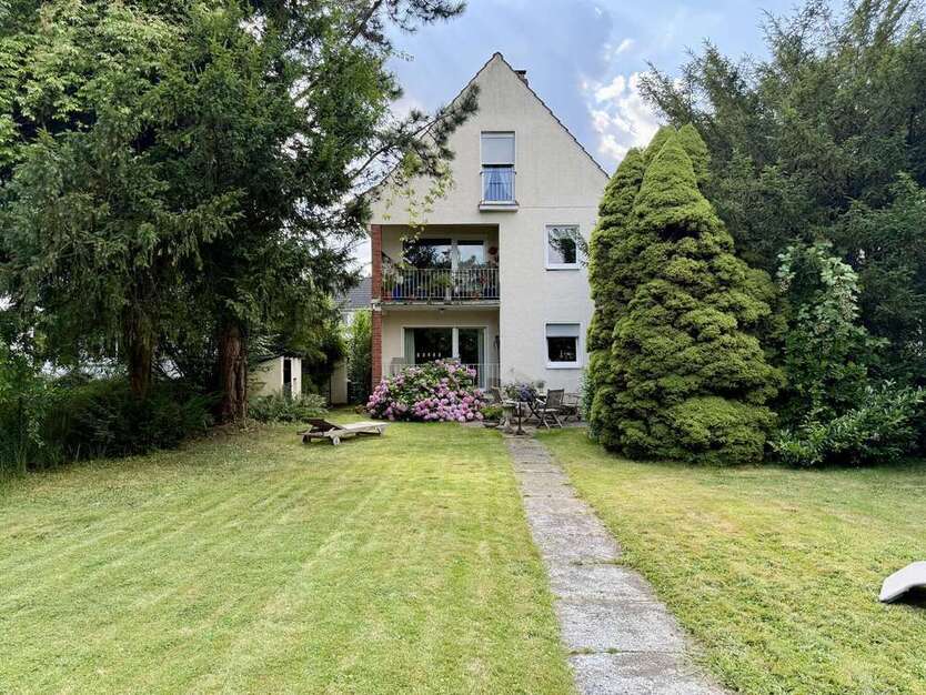 Haus zum Kaufen in Köln 799.000 € 192 m²