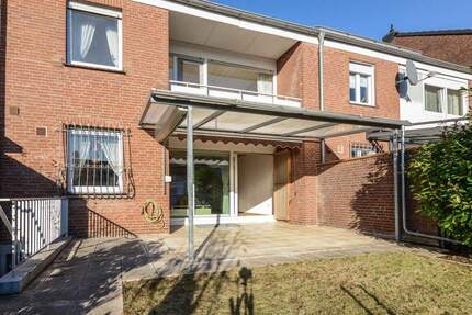 Reihenmittelhaus mit Garage * 4 Zimmer * Süd-Terrasse * Keller * Wannenbad 4 zimmer