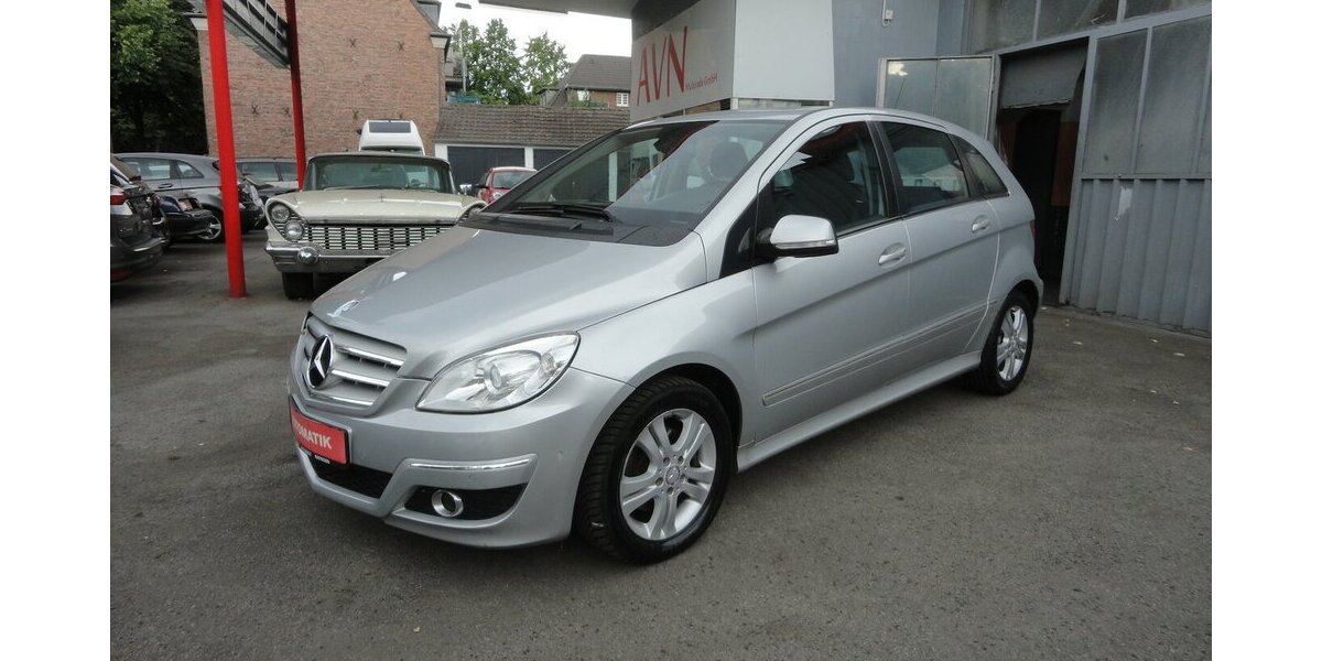 Mercedes-Benz B 180 CDI Autom Navi Lamellendach Klima SHZ PDC 131.000 km 5.900 &euro; Neuss 41462