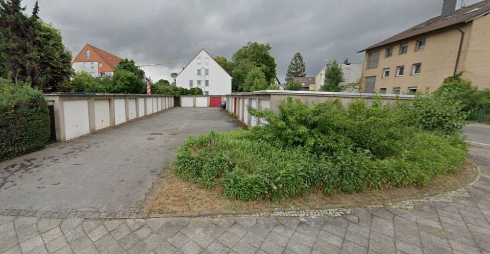 Zu Vermieten | Motorradstellplätze in einer Garage