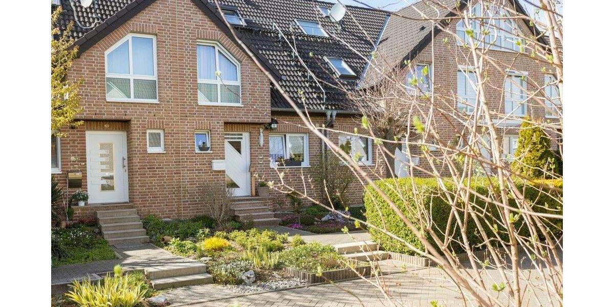 Reihenmittelhaus Düsseldorf Wittlaer - 4 Zimmer, 125 m&sup2;, 2.500&euro; | Angebot:25360670
