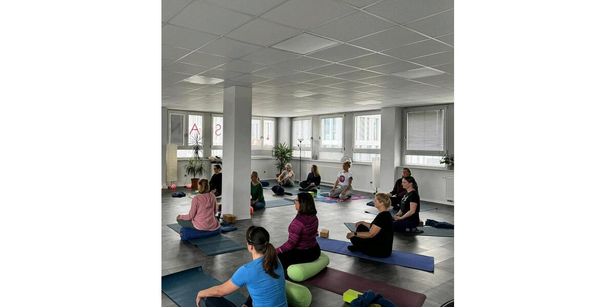 SeminarraumYogastudio 200 m2 stunden-tageweise zu vermieten zimmer