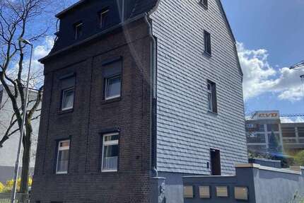 Haus Oberhausen Alt-Oberhausen - 8 Zimmer, 201 m&sup2;, 289.000&euro; | Angebot:26915969