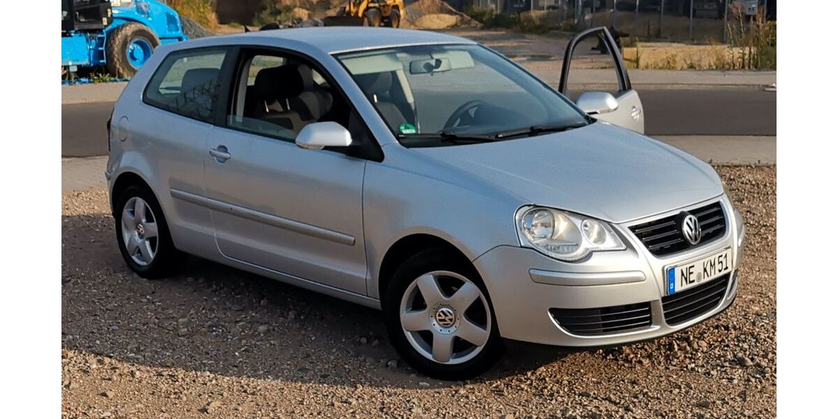VW Polo 196.900 km 2.599 &euro; Kaarst 41564