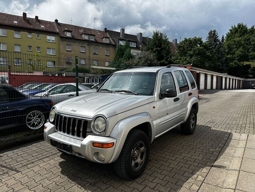 Jeep Cherokee 227.000 km 4.000 € Essen 45143