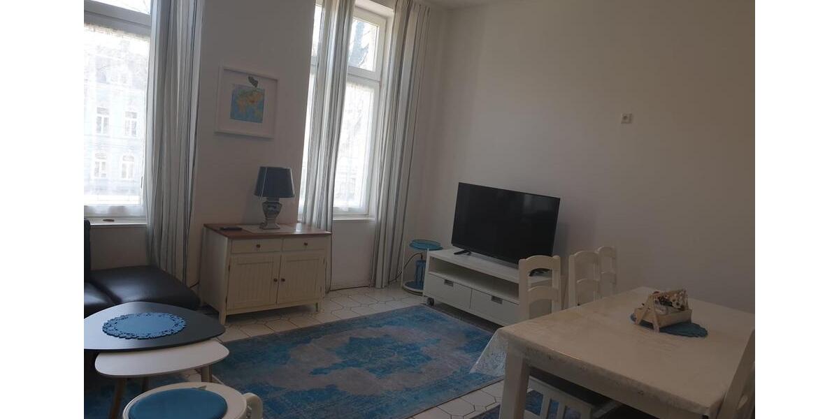 VOLLMÖBILIERTE MONTEUR WOHNUNG OSTWALL 4 zimmer