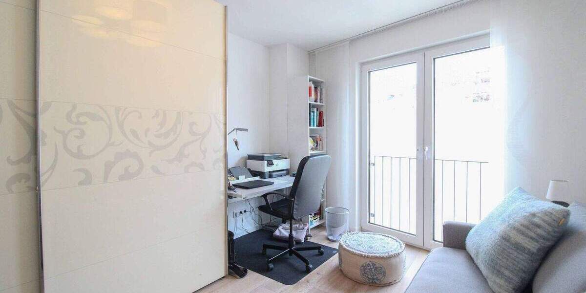 Reihenmittelhaus Düsseldorf Bilk - 4 Zimmer, 146 m&sup2;, 1.399.000&euro; | Angebot:25750364