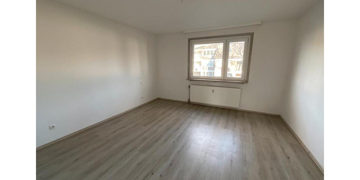 Etagenwohnung Düsseldorf Stadtbezirk 9 - 2 Zimmer, 66 m&sup2;, 733&euro; | Angebot:25500359