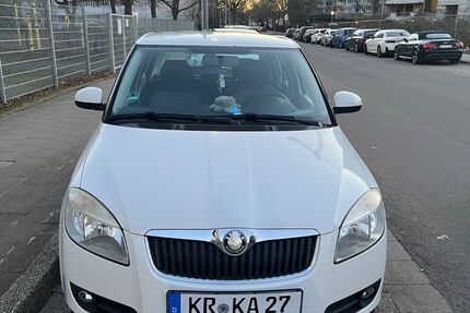 Skoda Fabia 125.329 km 1.900 &euro; Krefeld 47806