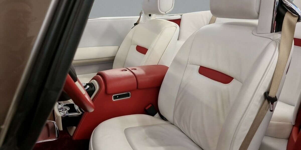 Rolls Royce Phantom Drophead Bespoke Spezial 21.800 km 195.000 &euro; HAAN 42781