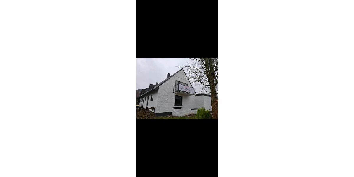 Reihenhaus Duisburg Großenbaum - 8 Zimmer, 250 m&sup2;, 660.000&euro; | Angebot:26463626