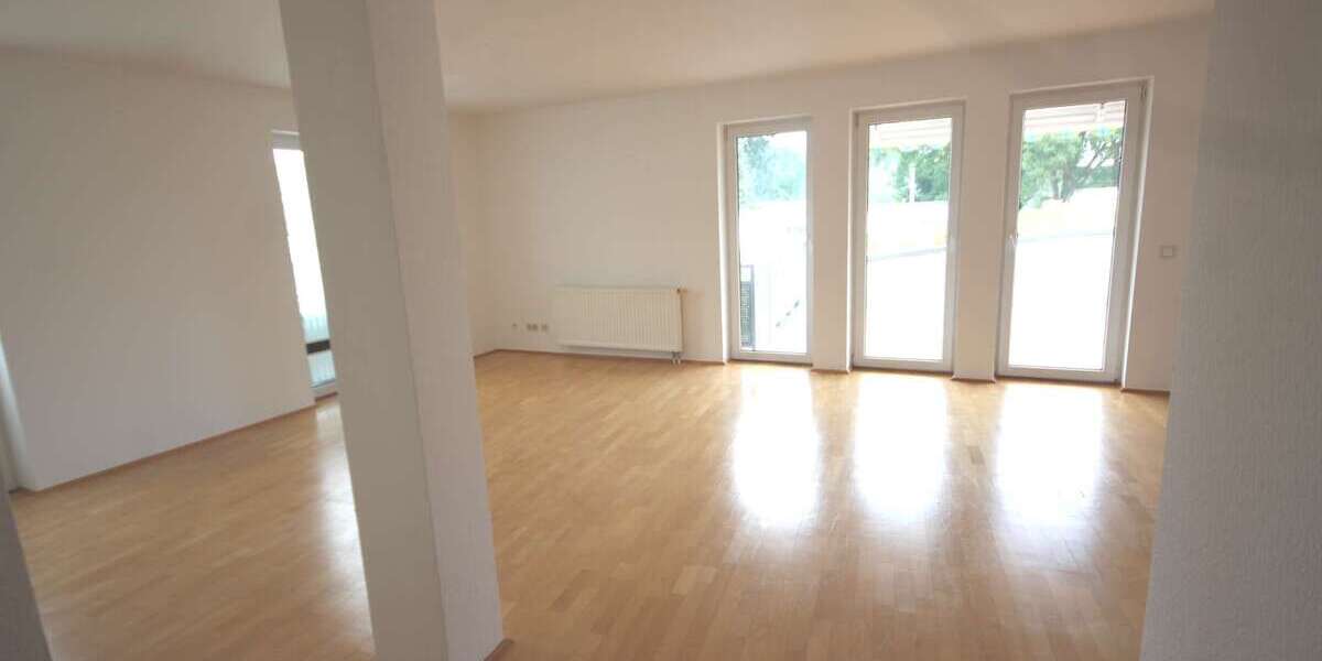 Etagenwohnung Düsseldorf Kaiserswerth - 3 Zimmer, 104 m&sup2;, 1.456&euro; | Angebot:24941181