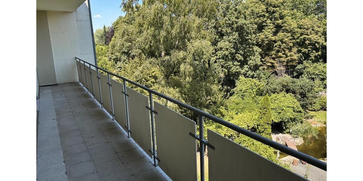 Repräsentative Praxisräume auf zwei Ebenen in exklusiver Lage von Düsseltal zimmer