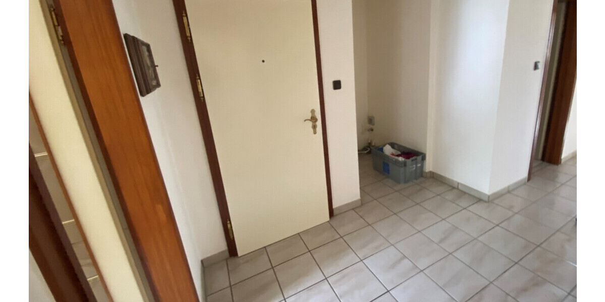 schöne Etagenwohnung in Wuppertal Cronenberg mit Fernblick - Etagenwohnung Wuppertal Cronenberg | Angebot:27142395