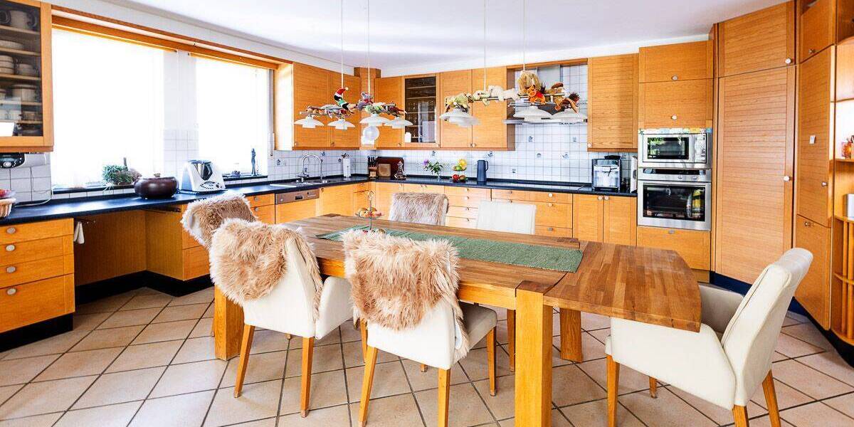 Mehrfamilienhaus, Wohnhaus Düsseldorf Oberbilk - 2.400.000&euro; | Angebot:25778041