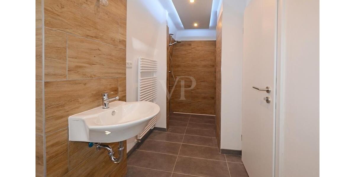 Dachgeschoßwohnung Leichlingen (Rheinland) - 2 Zimmer, 55 m&sup2;, 900&euro; | Angebot:26221883