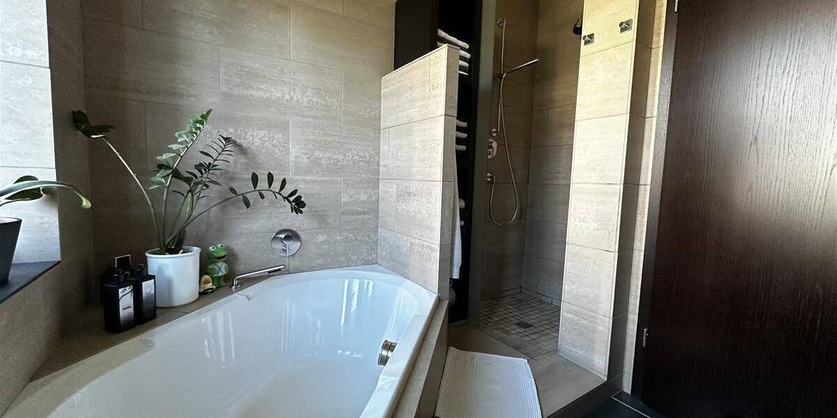 Bungalow Kaarst Kaarst-West - 5 Zimmer, 151 m&sup2;, 988.000&euro; | Angebot:26379502