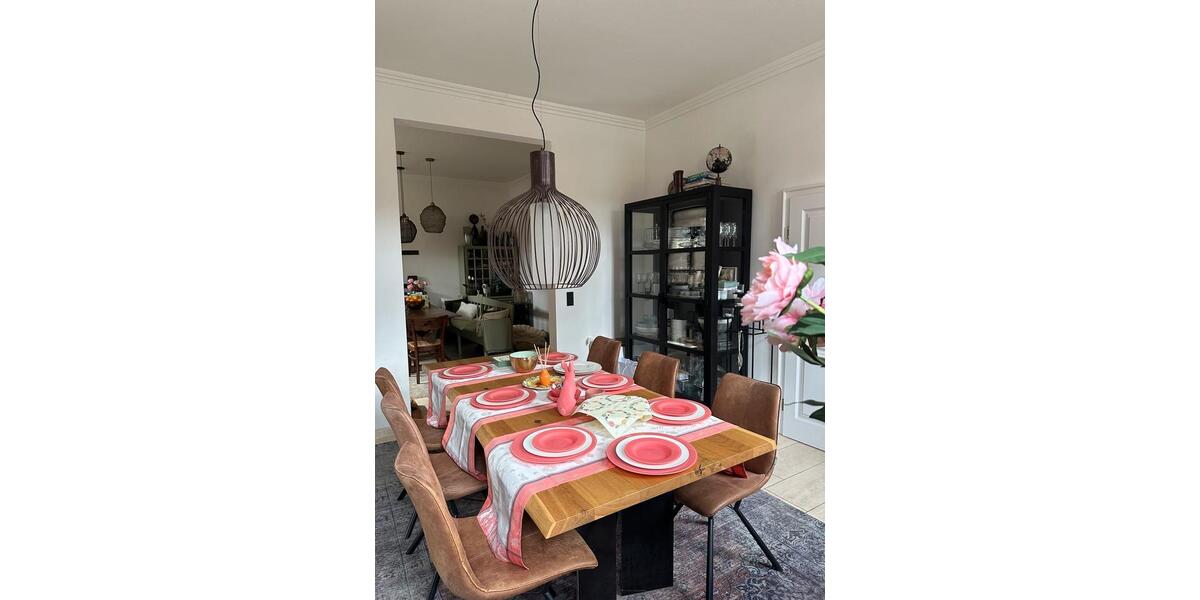 Einfamilienhaus Mönchengladbach West - 7 Zimmer, 290 m&sup2;, 3.600&euro; | Angebot:26126569