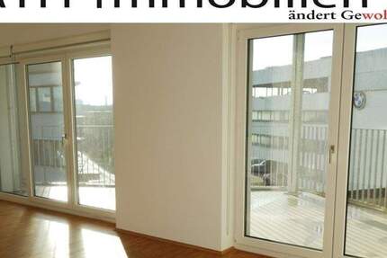 Attraktive 3 Zimmer Wohnung inkl. EBK , Fußbodenheizung, Süd-West Terrasse 3 zimmer