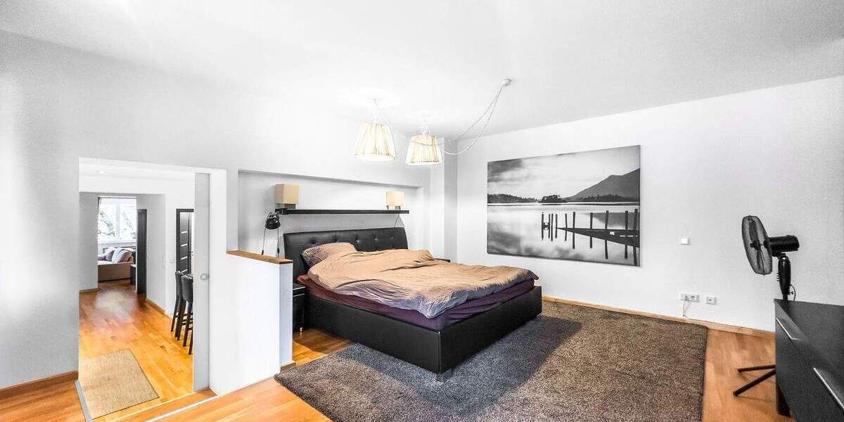 Right by the Königsallee - furnished apartment, all-inclusive rent including all costs 4 zimmer